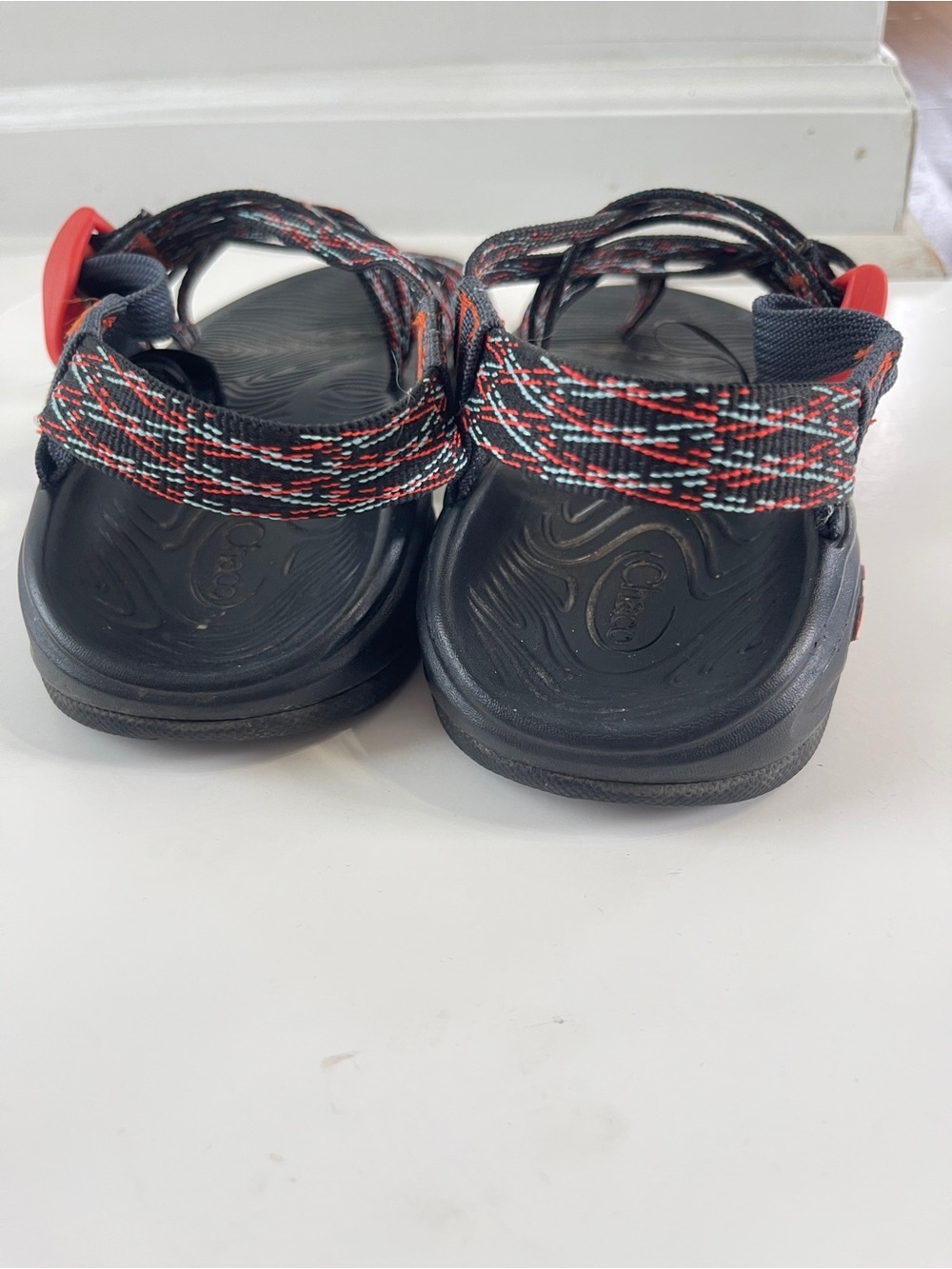 CHACO Womens Size 8 Bristle Cherry SANDALS Water Hike Outdoor - Picture 4 of 7
